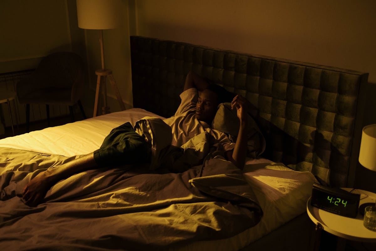 Am I Sleep Deprived: 5 Hidden Signs You're Running on Empty