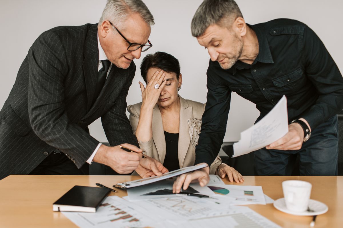 Am I Quiet Quitting: Spot the Difference Between Boundaries, Burnout, and Disengagement